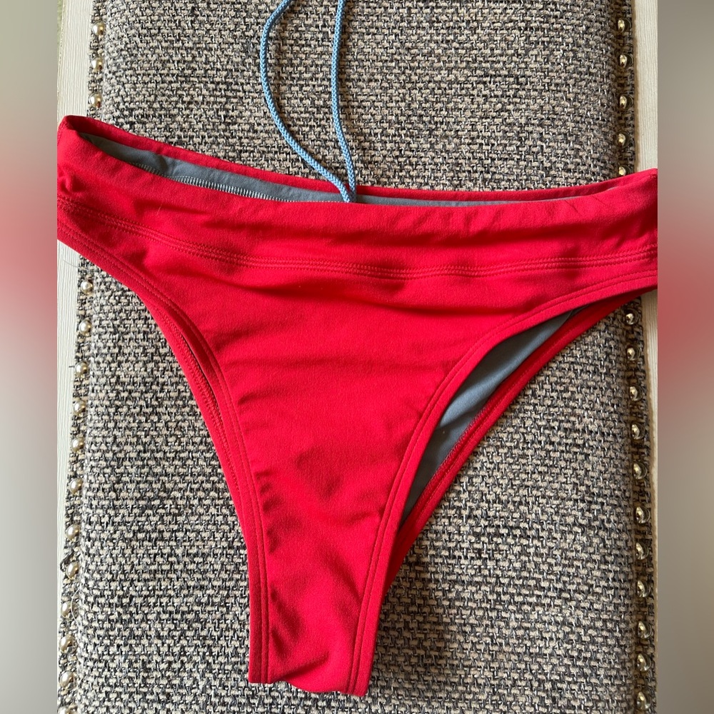 Jolyn women’s medium Zoe red bottoms